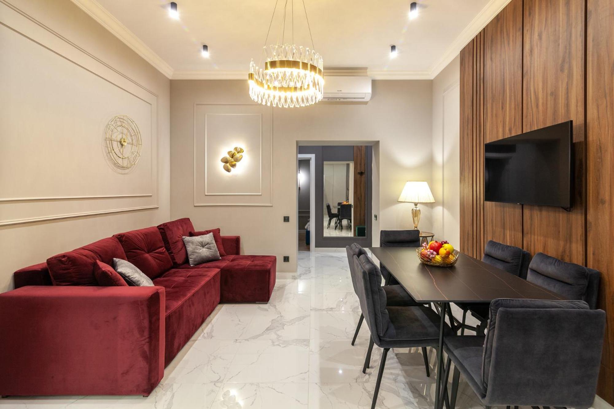 Leogrand Vip On Svobody Avenue 43 Lviv Exterior foto